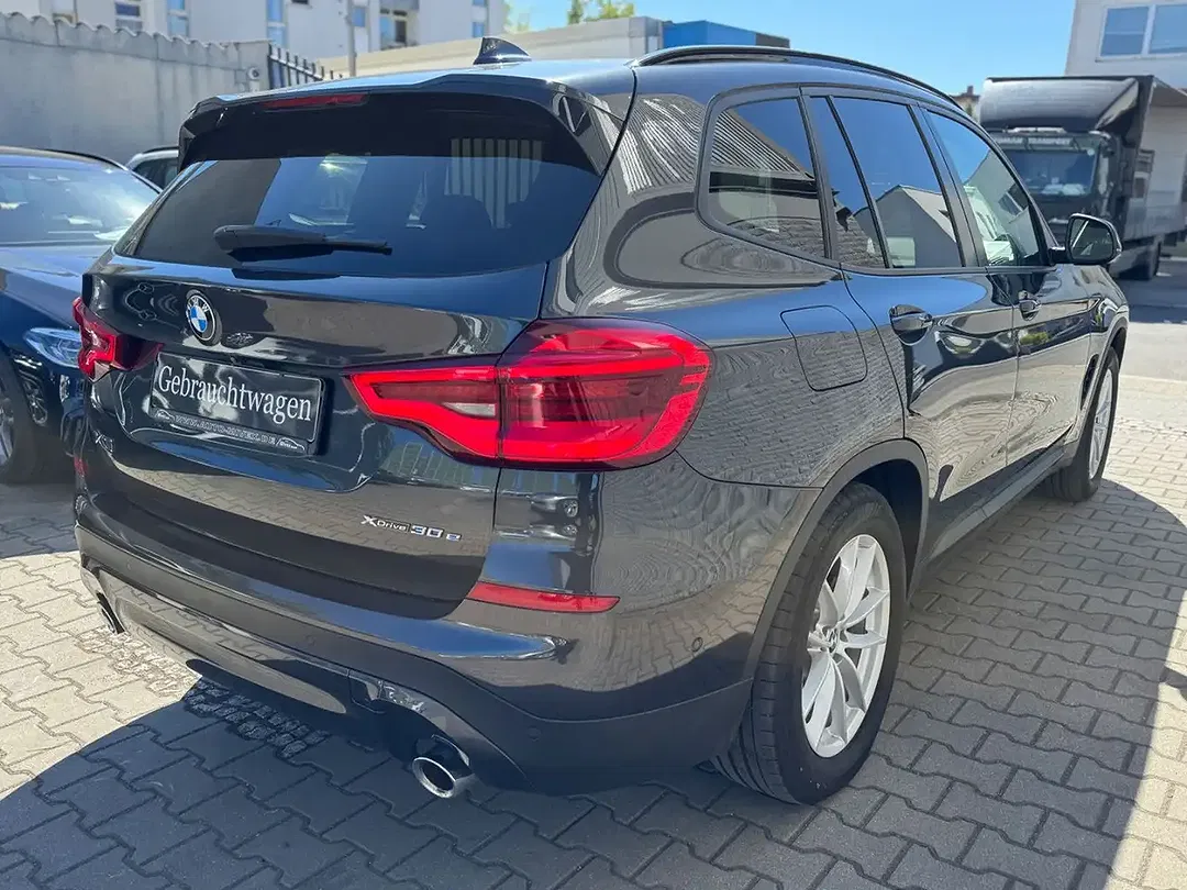 BMW X3 xDrive Advantage - Thumbnail 7