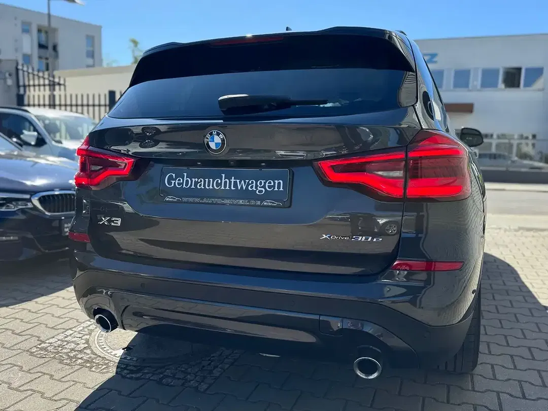 BMW X3 xDrive Advantage - Thumbnail 9