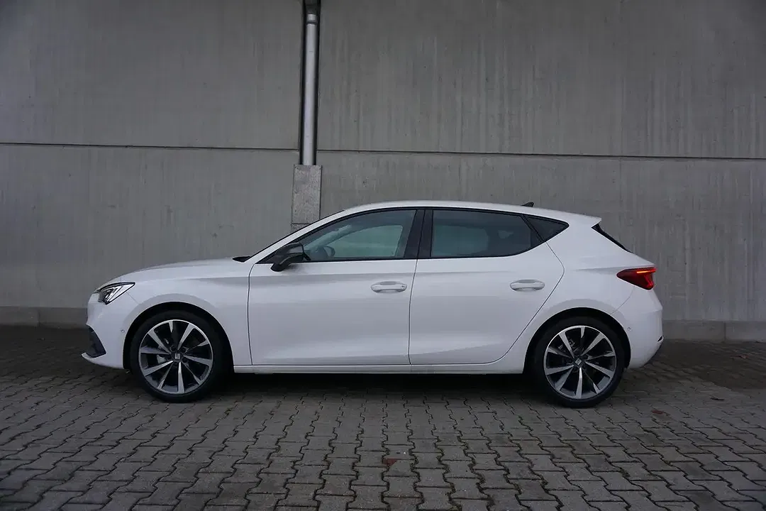 SEAT Leon 1.5 TSI FR - Thumbnail 3