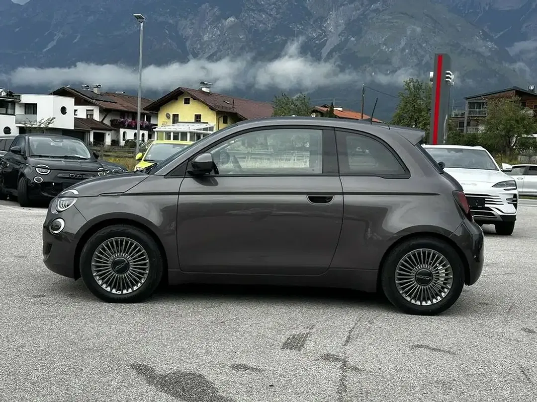 Fiat 500e EV Icon - Thumbnail 3