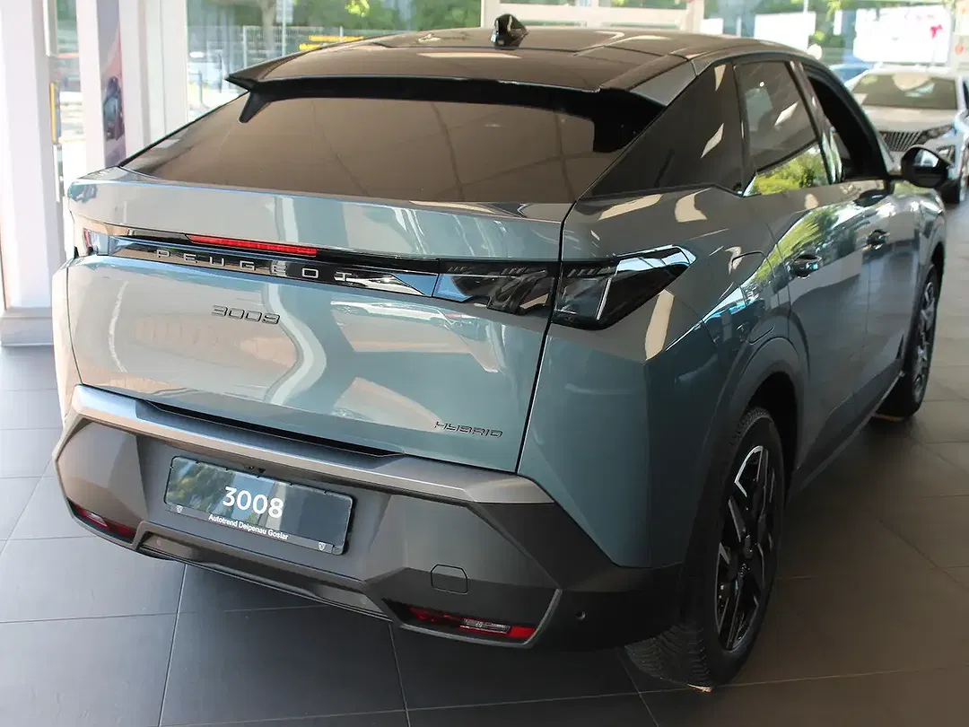 Peugeot 3008 145 e-DSC6 Hybrid GT - Thumbnail 6