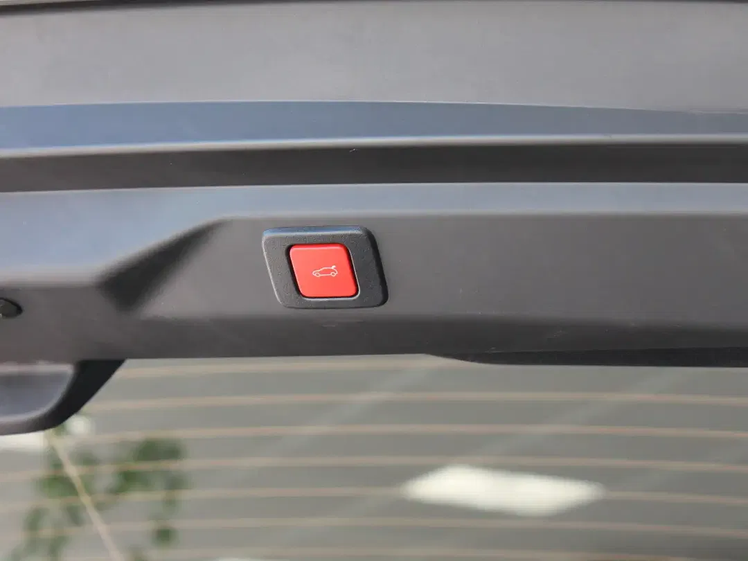 Peugeot 3008 145 e-DSC6 Hybrid GT - Thumbnail 8