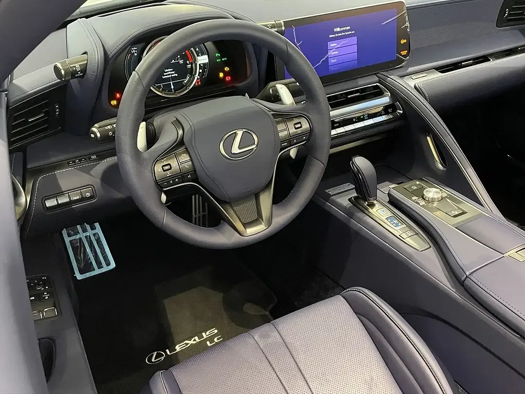 Lexus LC 500 Ultimate Edition - Thumbnail 12