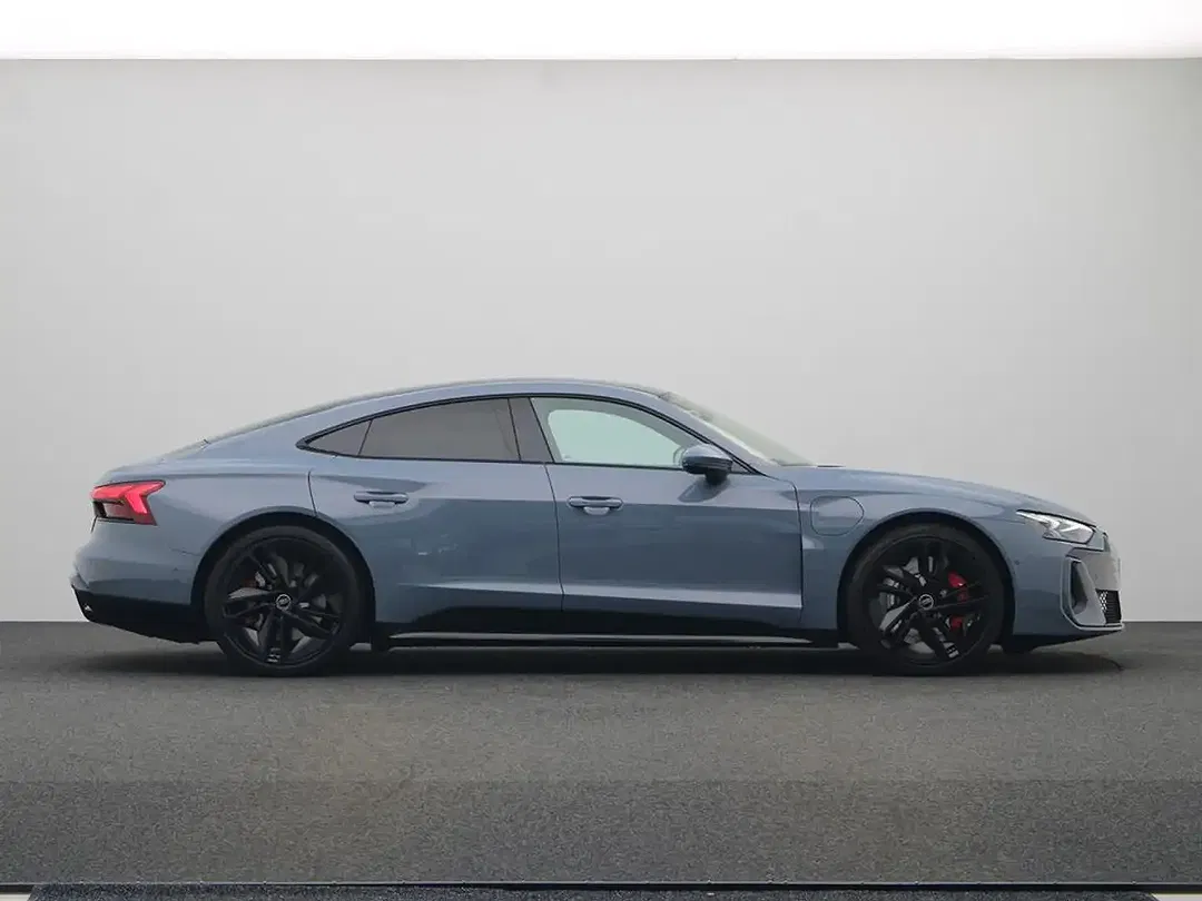 Audi S1 e-tron quattro - Thumbnail 11