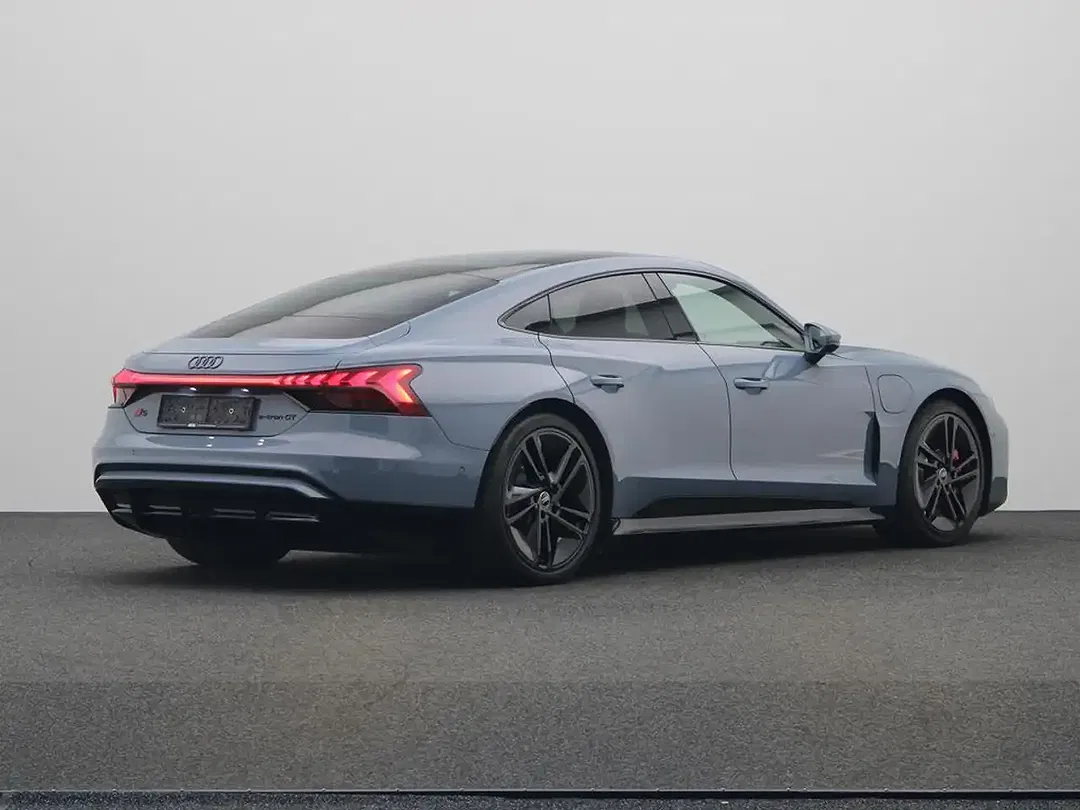 Audi S1 e-tron quattro - foto 2