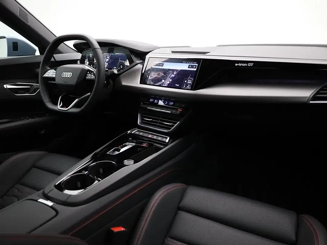 Audi S1 e-tron quattro - Thumbnail 3