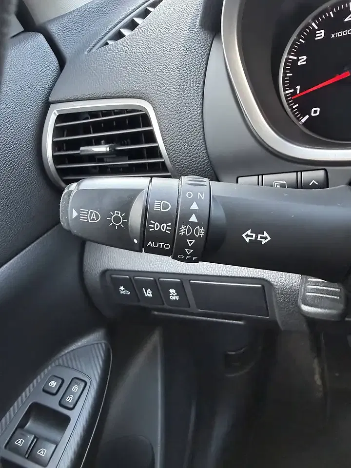 Mitsubishi Eclipse Cross 1.5 Turbo Active+ - Thumbnail 11