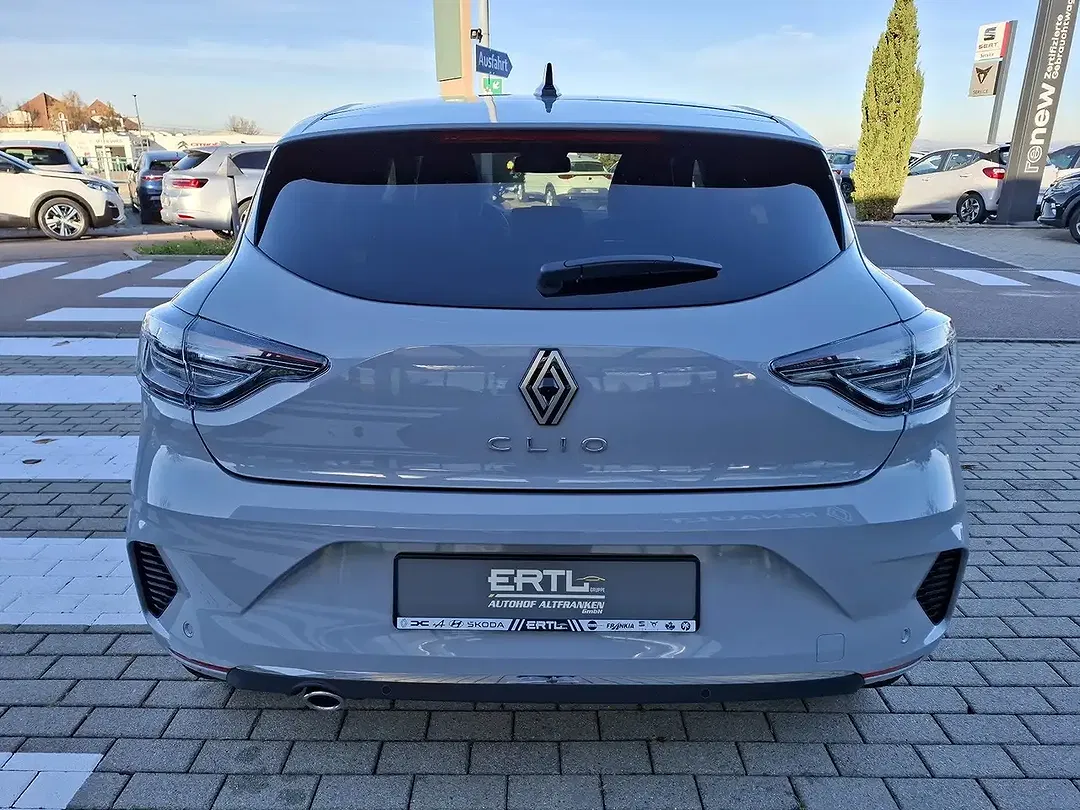 Renault Clio TCe Techno - Thumbnail 7
