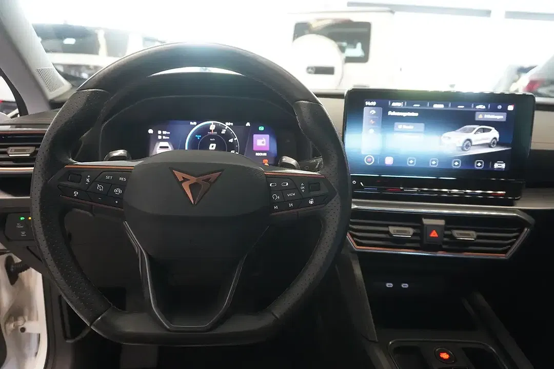 CUPRA Formentor PHEV DSG - Thumbnail 11