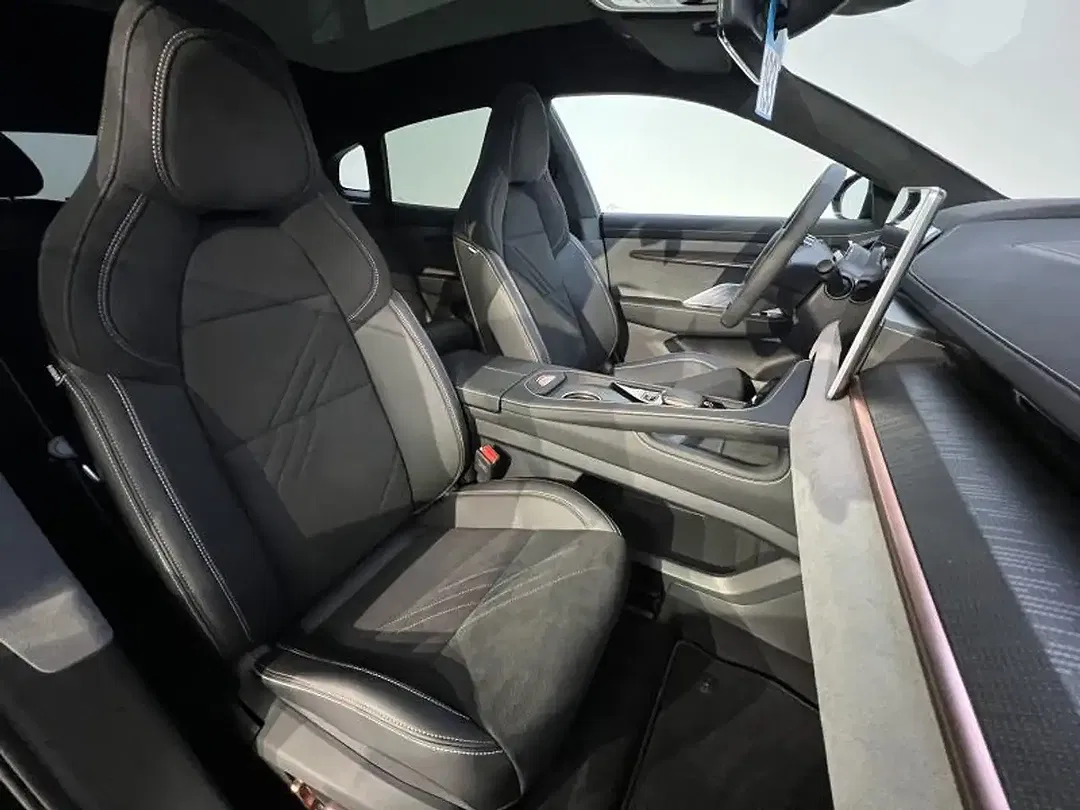 Zeekr 001 - Thumbnail 9