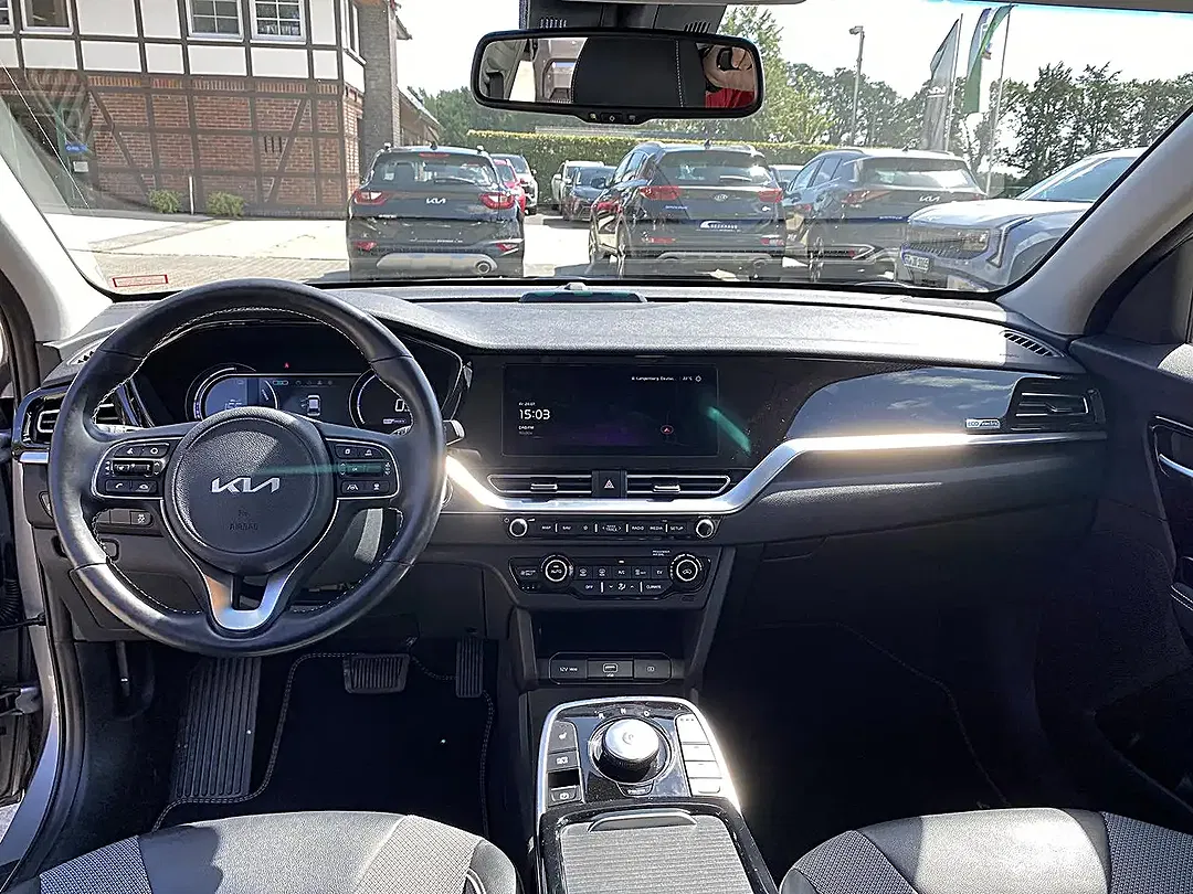 Kia Niro Vision - Thumbnail 13
