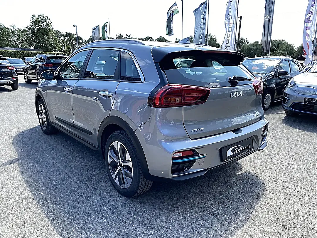 Kia Niro Vision - Thumbnail 3
