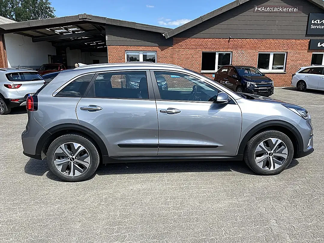 Kia Niro Vision - Thumbnail 6