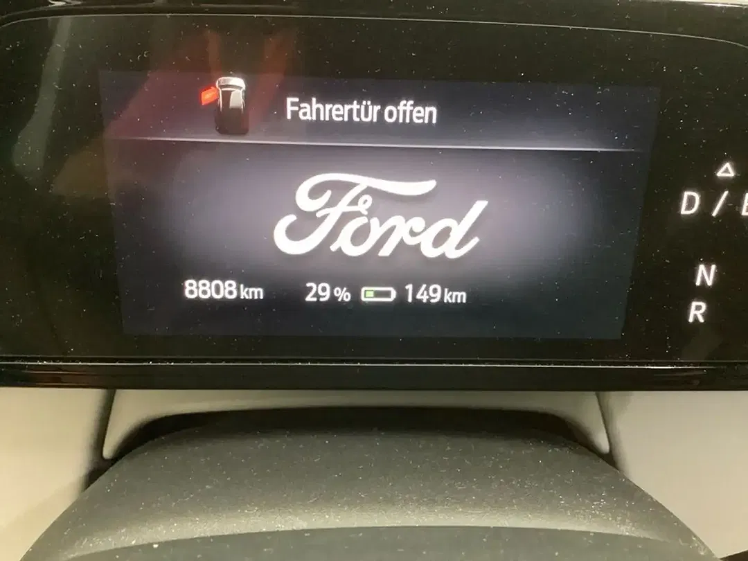 Ford Explorer Extended Range Select - Thumbnail 4