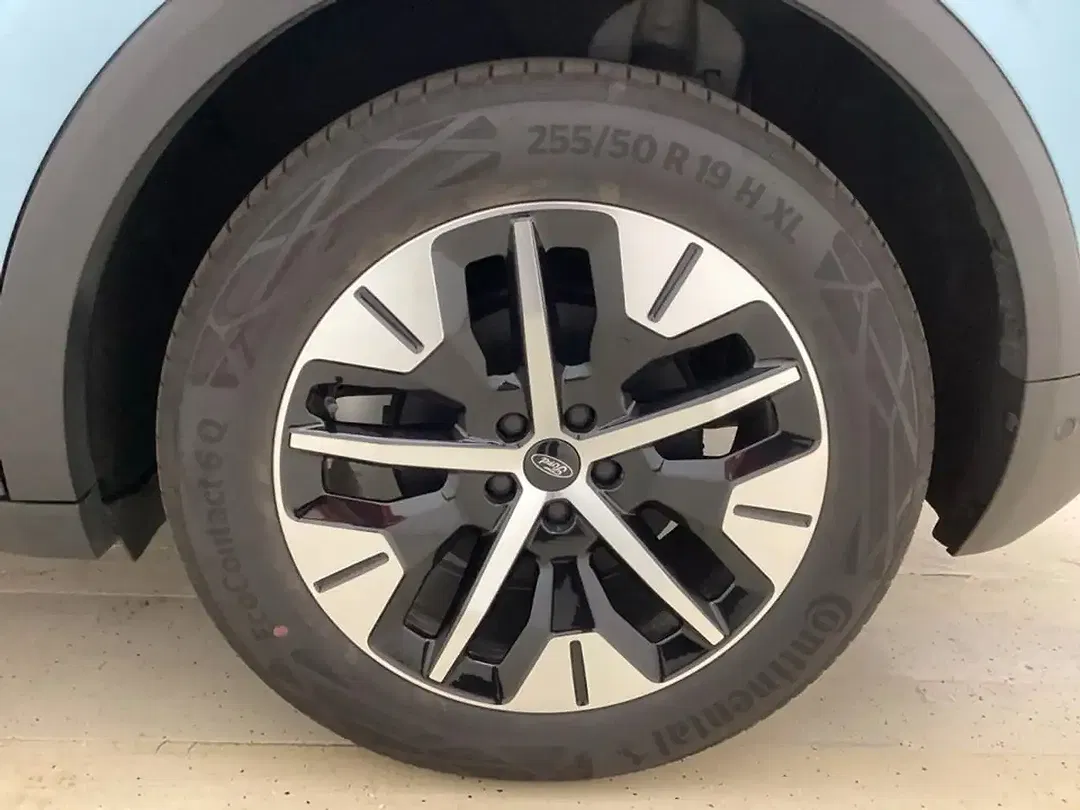 Ford Explorer Extended Range Select - Thumbnail 5