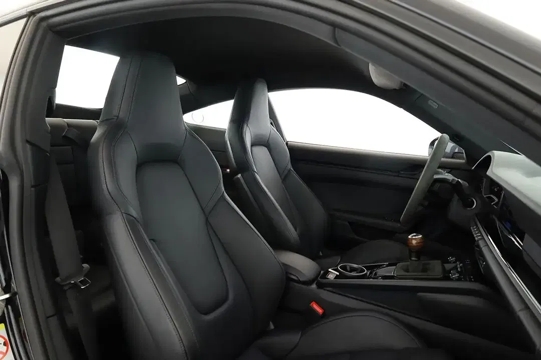 Porsche 992 Carrera T - foto 14
