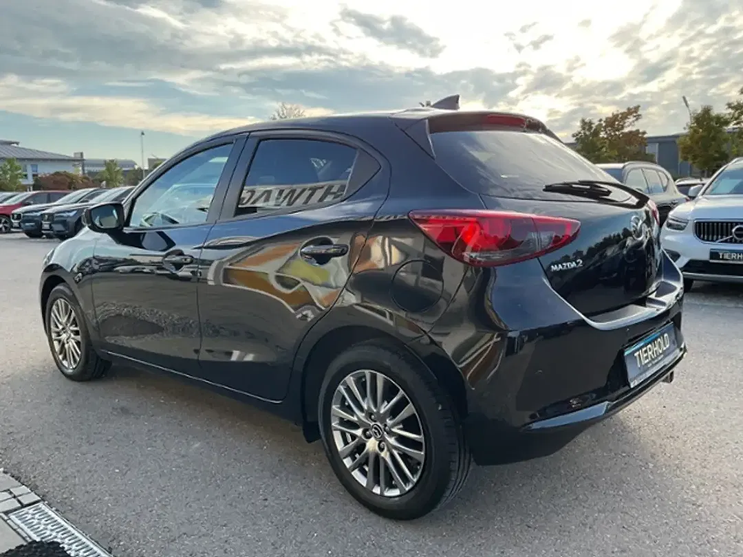 Mazda 2 Exclusive-Line - Thumbnail 4