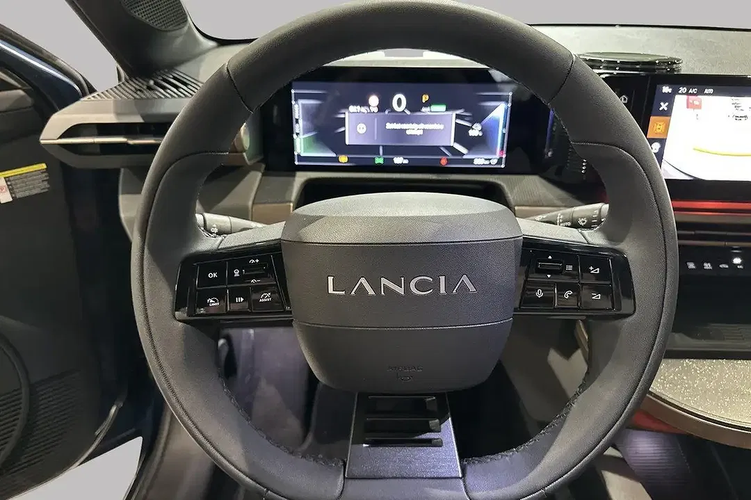 Lancia Ypsilon LX - Thumbnail 11