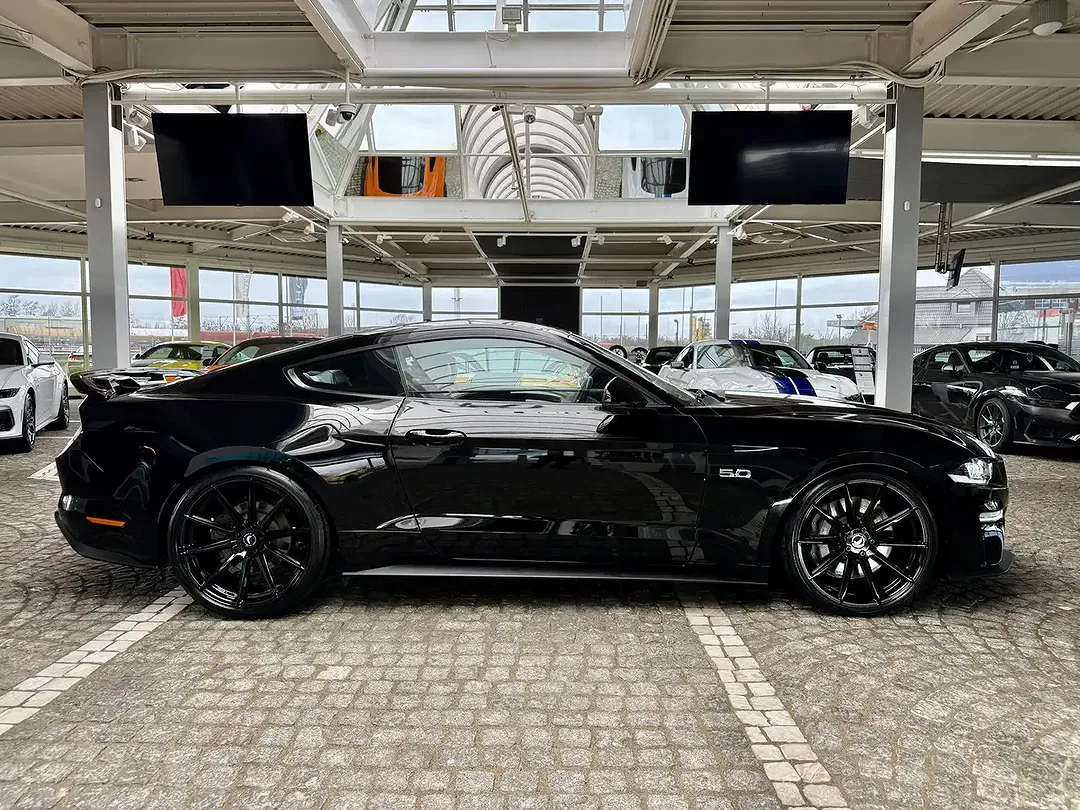 Ford Mustang 5.0 GT - Thumbnail 12