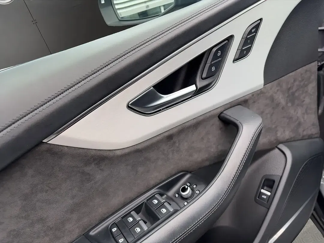 Audi SQ7 4.0 TFSI - Thumbnail 12