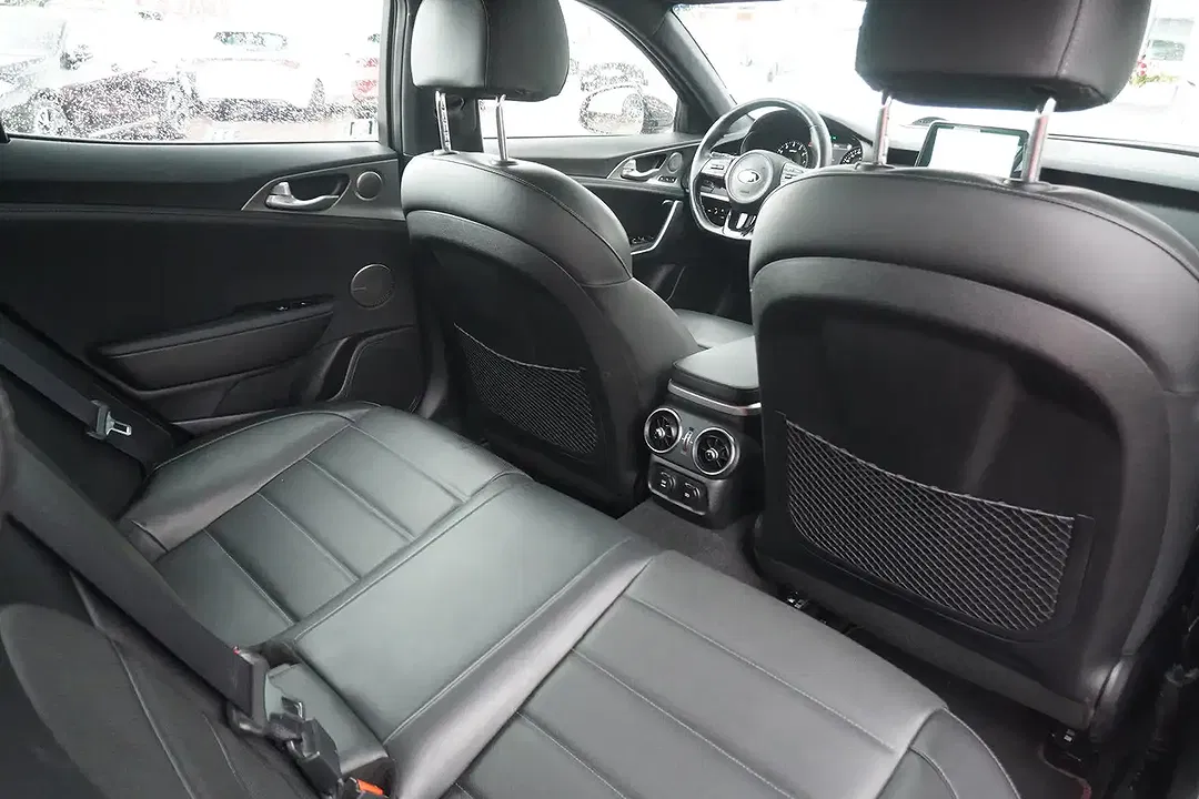 Kia Stinger 3.3 4WD GT - Thumbnail 12