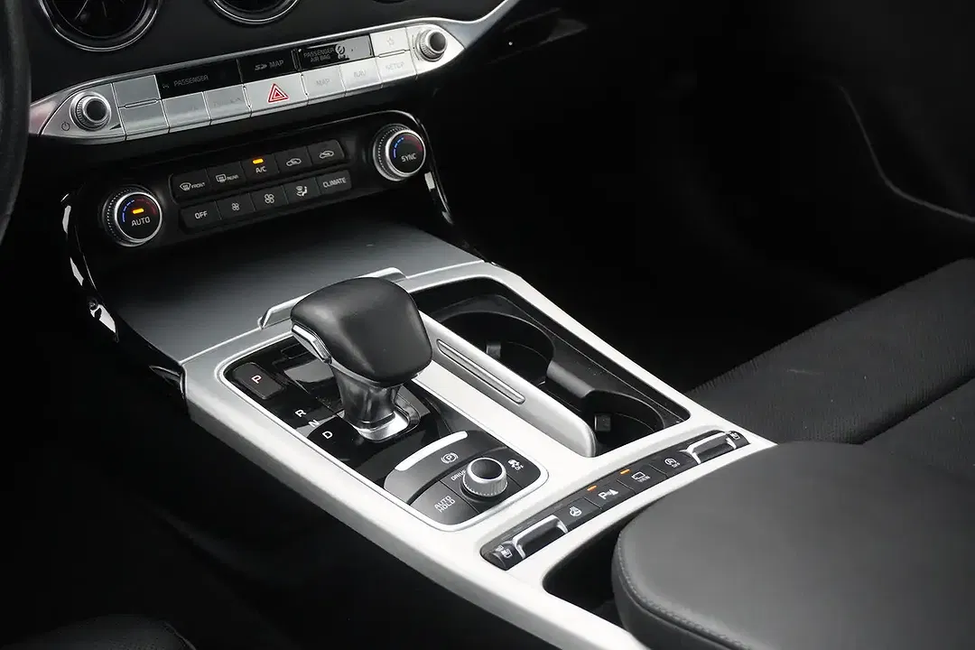Kia Stinger 3.3 4WD GT - Thumbnail 24