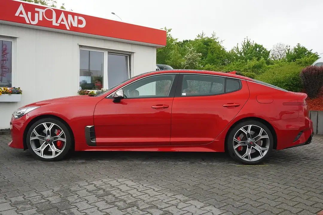 Kia Stinger 3.3 4WD GT - foto 2