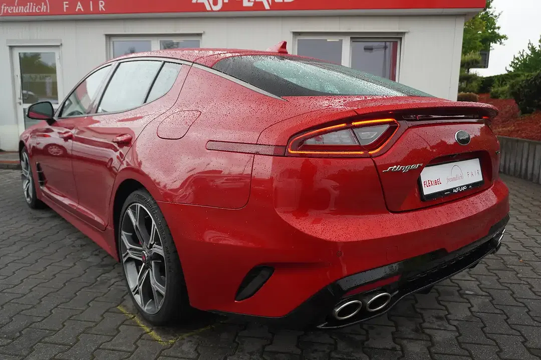 Kia Stinger 3.3 4WD GT - Thumbnail 3