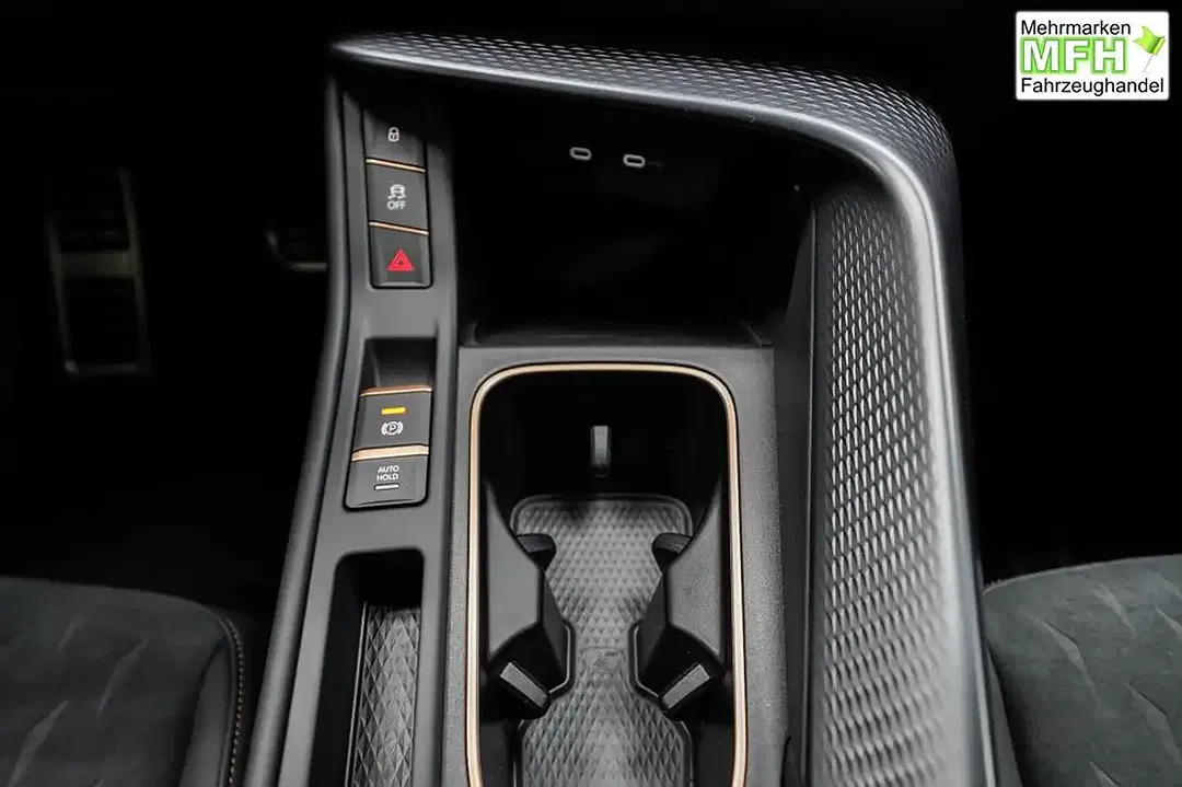 CUPRA Terramar 1.5 eTSI DSG AUT - Thumbnail 13