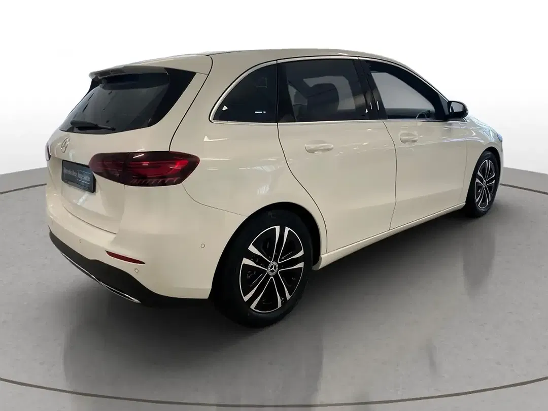 Mercedes-Benz B 180 MBUX Progressive - Thumbnail 4