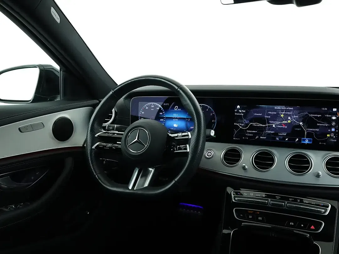 Mercedes-Benz E 300 AMG - Thumbnail 10