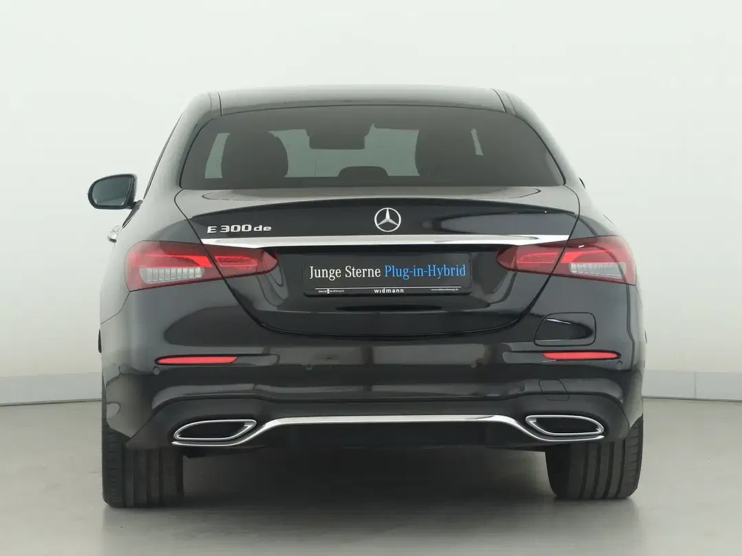 Mercedes-Benz E 300 AMG - Thumbnail 4