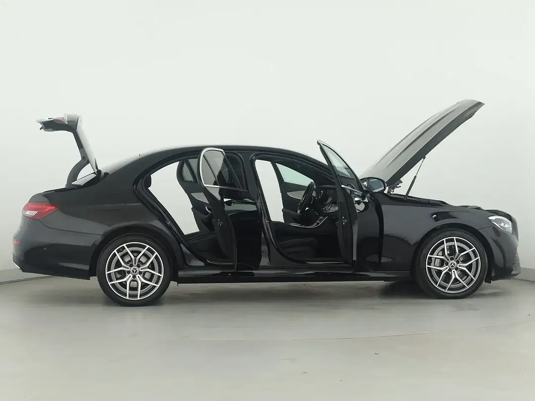 Mercedes-Benz E 300 AMG - Thumbnail 8