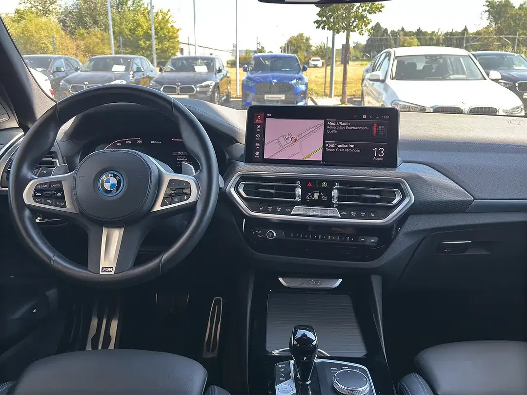 BMW X3 xDrive M Sport - Thumbnail 2