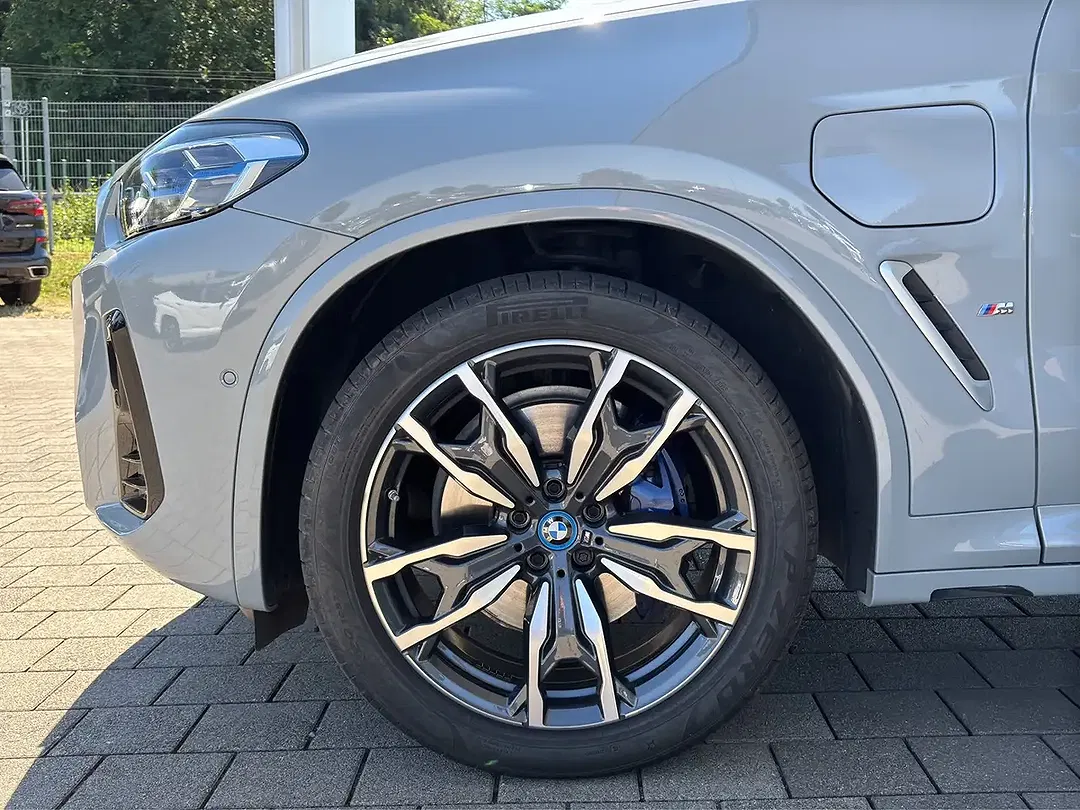 BMW X3 xDrive M Sport - Thumbnail 1