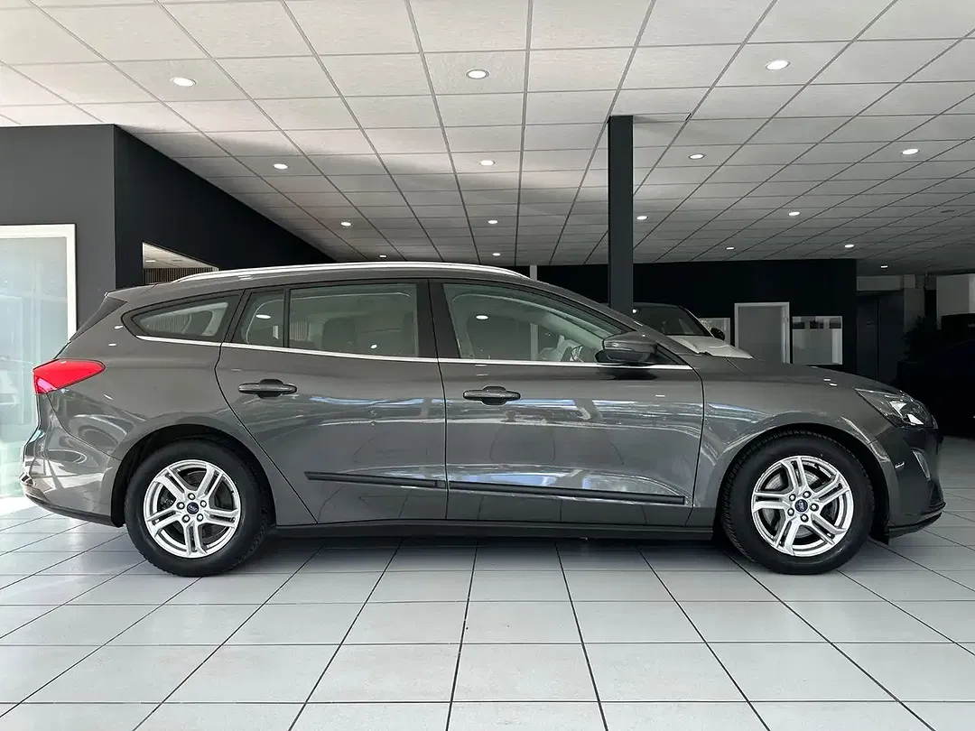 Ford Focus Cool & Connect - foto 15