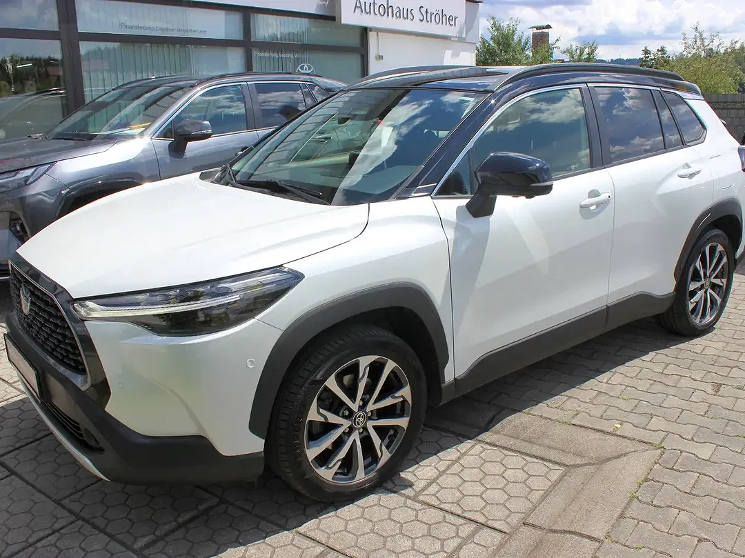 Toyota Corolla Cross Hybrid 4x4 Lounge - foto 1