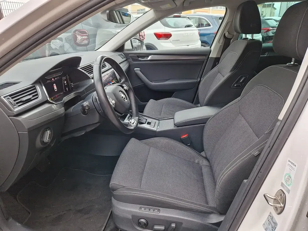 Skoda Superb 1.4 TSI iV Hybrid AUT Combi - Thumbnail 9
