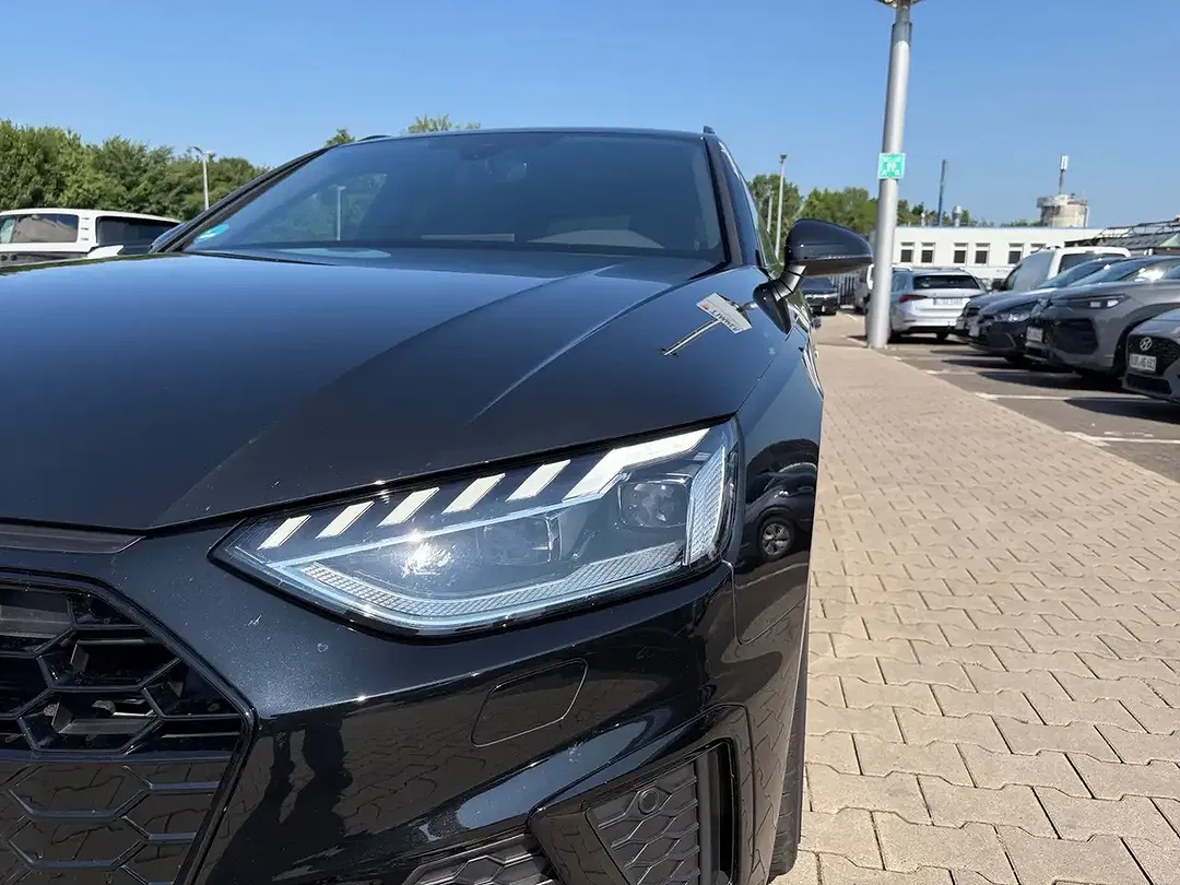 Audi A4 35 TDI S tronic Avant S line - Thumbnail 5