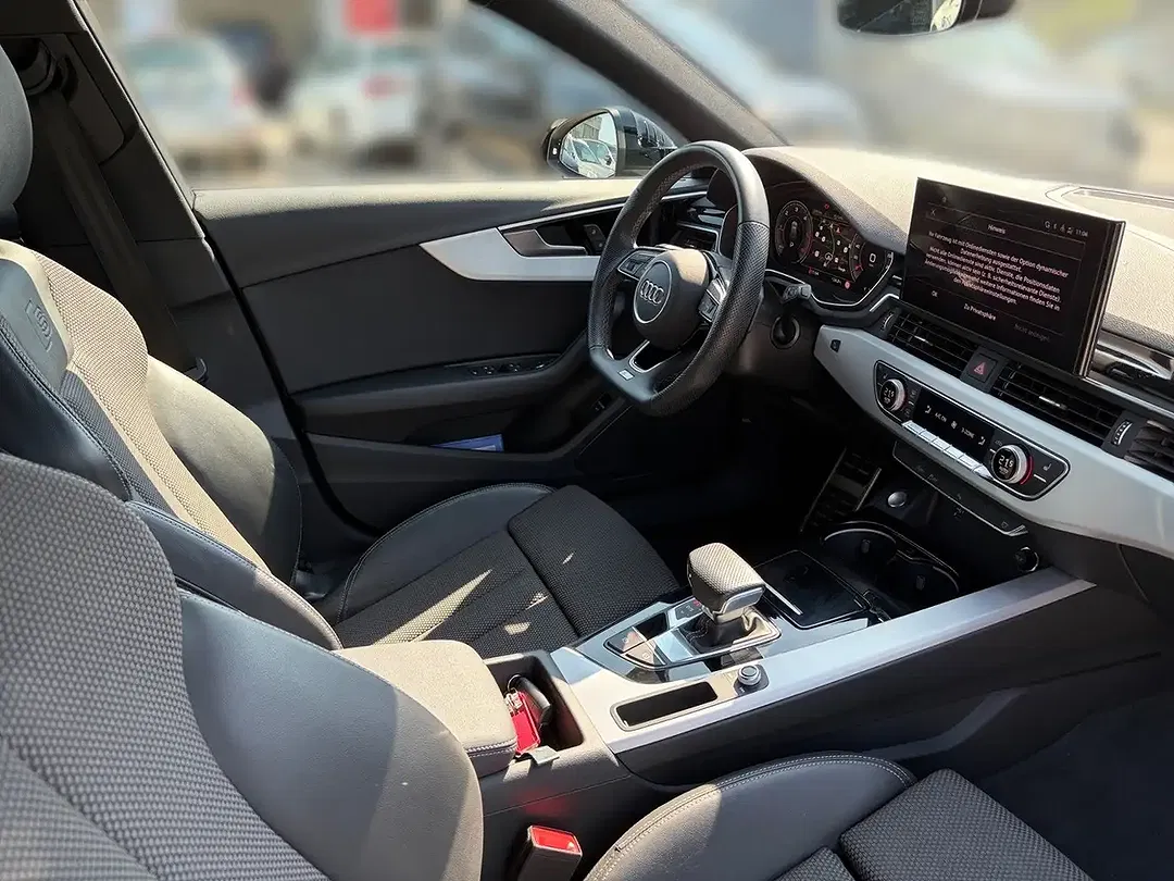 Audi A4 35 TDI S tronic Avant S line - Thumbnail 7