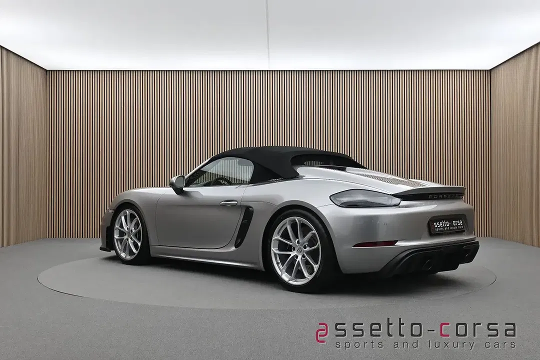 Porsche Boxster - Thumbnail 10