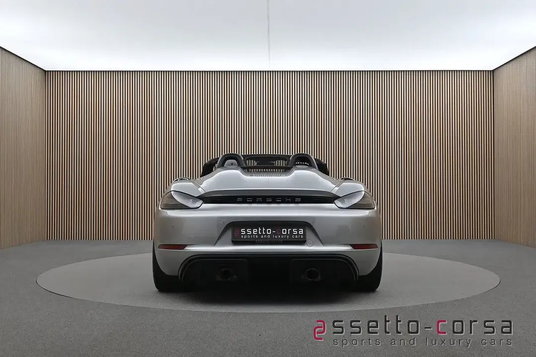 Porsche Boxster - Thumbnail 3