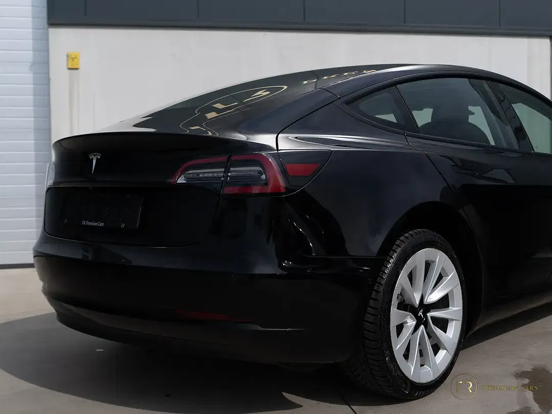 Tesla Model 3 Standard Range Plus - Thumbnail 14