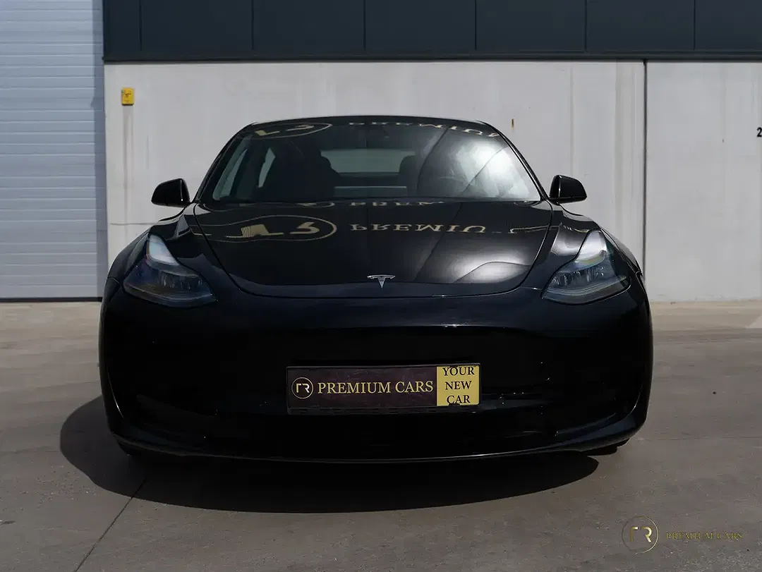 Tesla Model 3 Standard Range Plus - Thumbnail 5