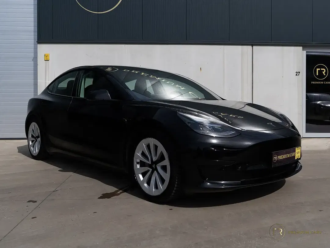 Tesla Model 3 Standard Range Plus - Thumbnail 7