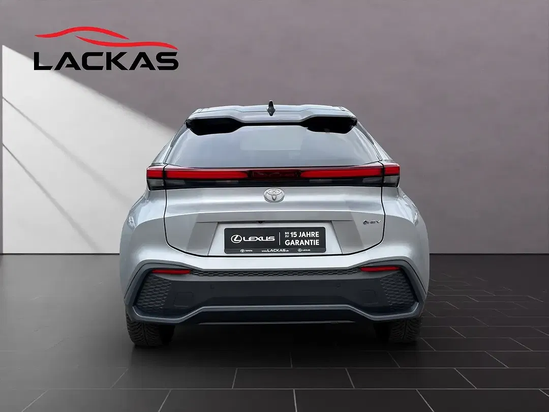 Toyota C-HR Hybrid Team Deutschland - Thumbnail 4