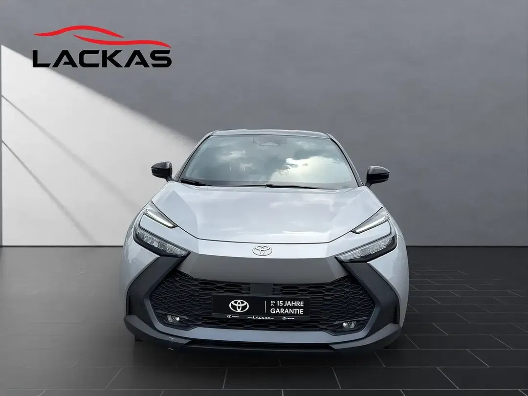 Toyota C-HR Hybrid Team Deutschland - Thumbnail 8