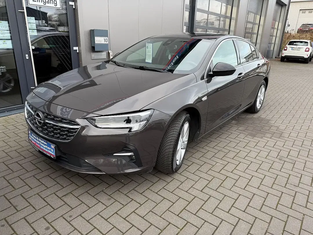 Opel Insignia Elegance GS Line - foto 1