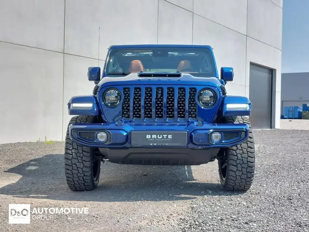 Jeep Wrangler Hybrid - Thumbnail 3