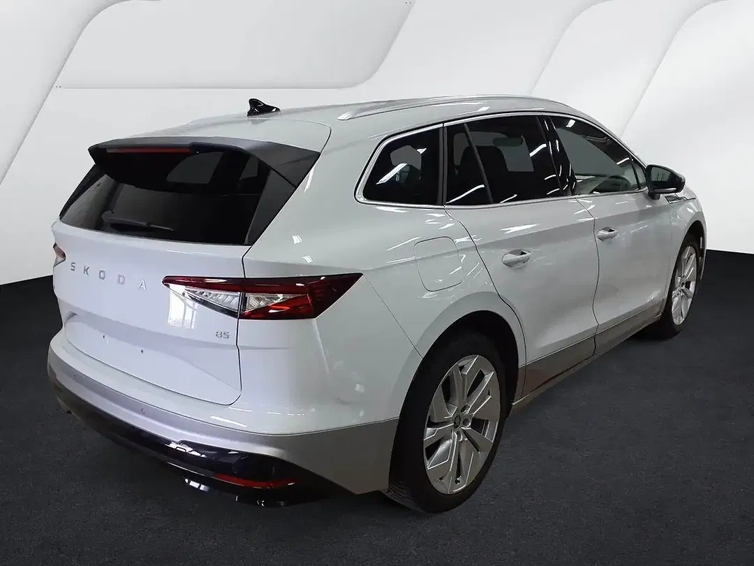 Skoda Enyaq 85 Loft - Thumbnail 2